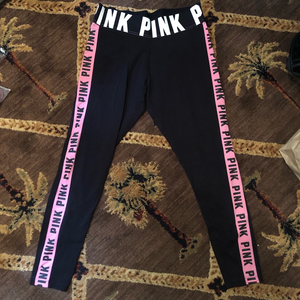 VS Pink Yoga leggings